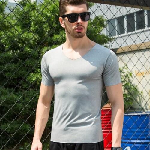 MRMT 2021 Brand New Summer Mens T Shirt No Trace Short Sleeved Silk T-shirt for Female Casual Trim V Neck Tops Tshirt