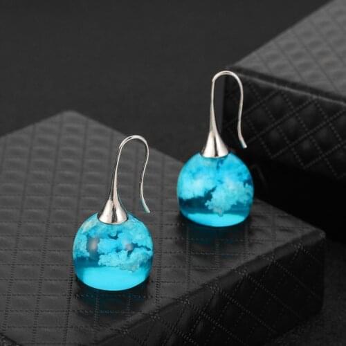 Chic Transparent Resin Geometric Earring Punk Blue Sky White Cloud Long Earring Bohemian Handmade Women Dangle Earring Gift