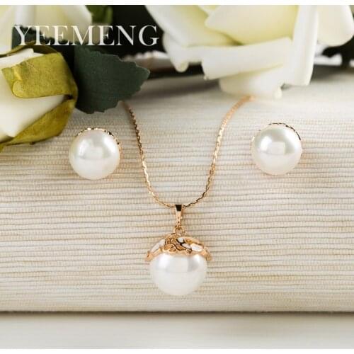 YEEMENG Jewelry Women Faux Pearl Jewelry Sets Round Faux Pearl Pendant Necklace and Stud Earrings Set for Women Girls