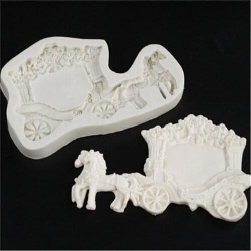 Horse Carriage Shaped Silicone Cake Mold Chocolate Candy Ice Jelly Mold Fondant Cake Decoration Tool Baking Tool