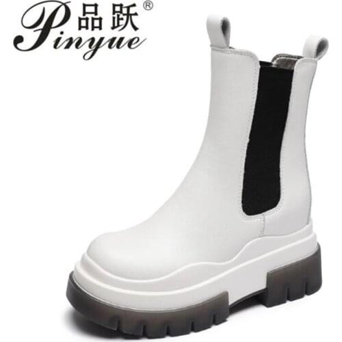 Genuine Leather Motorcycle Boots Women Shoes Autumn and Winter Plus Velvet Boots Chunky British Style Ankle Boots casual