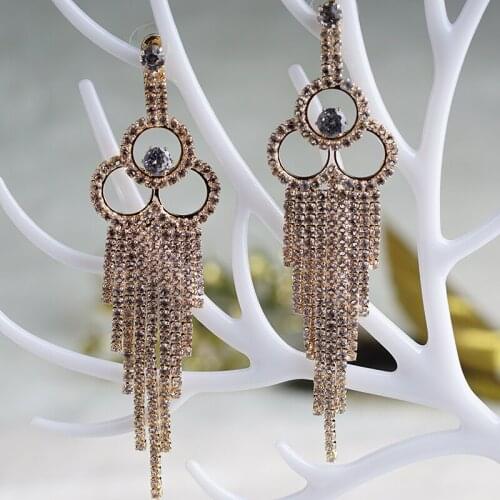 Cecilia Dangle Earrings