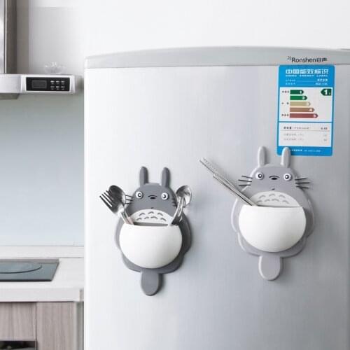 Cartoon animal Totoro sucker storage rack Plastic toothbrush shelf bathroom Wash supplies and toothpaste children Spoon holders