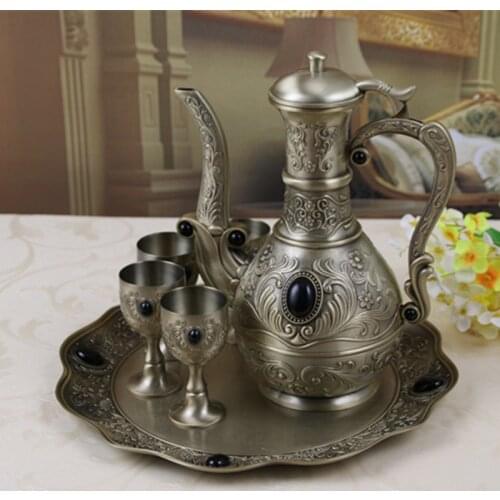 Europe Metal Wine Cups Set Bronze Color Vintage Home Decor Teapot Coffee Mugs Set Creative Gift 4 cups + 1 pot + 1 plate