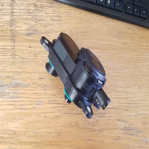 1014200ANA，Ventilated valve assy-crankshaft