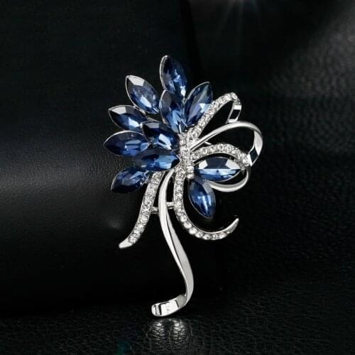 Ajojewel Elegant Dark Blue Crystal Flower Brooch For Women Ladys Fashion Date Annual Jewelry Crystal Gifts