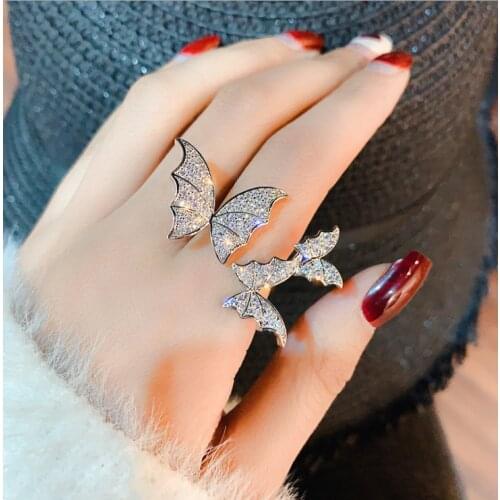 Korean New Design Hot Sale Fashion Jewelry Luxury Copper Inlaid Zircon Ring Asymmetric Butterfly Group Prom Party Ring for Women