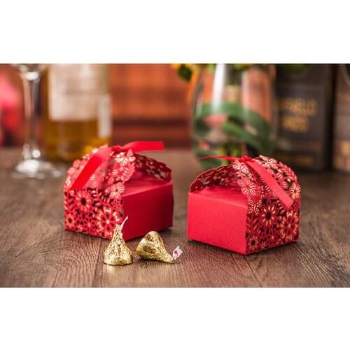 Red Happy Event Hollow Wedding Candies Box with Ribbon Bowknot Candy Chocolate Storage Wedding Table Boxes Decorations