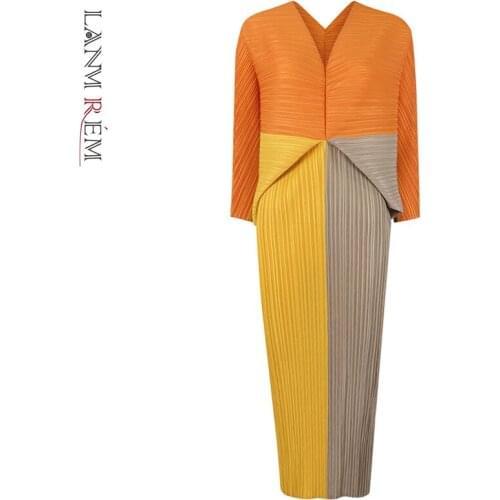 LANMREM 2021 Spring Summer Patchwork Dress Women Casual Loose A-Line Dresses V-neck Pleated Mix Color Streetwear Clothes HT584