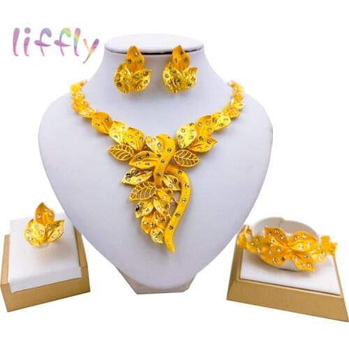 Liffly Dubai Gold Jewelry Sets Leaf Shape Necklace Bracelet Earrings Ring Crystal Jewelry Party Fashion Jewelry Set