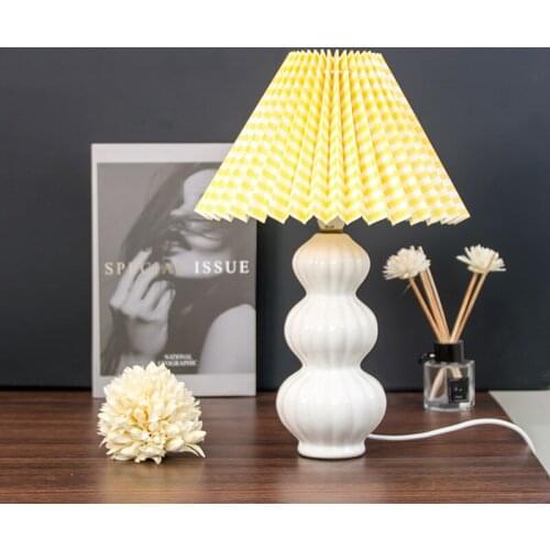 Korean Vintage Pleated Table Lamp Bedside Lamp Foldable Lampshade Ceramic Table Lamp Night Table Lamp for Bedroom