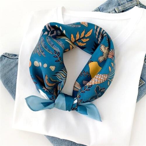 2021 Women Silk Square Scarf Hairband Foulard Neckerchief Female Design Print Bandana Lady Scarves Fashion Kerchief New