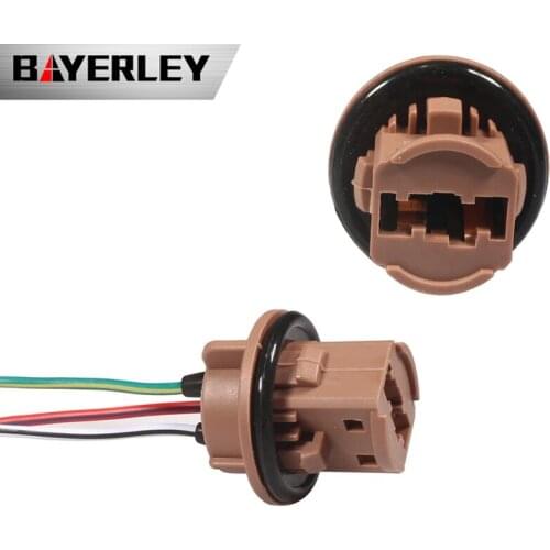 2Pcs T20 7443 Socket Adapter W21/5W 7440 W21W LED Connect Wiring Holder Car Brake Light Reverse Lamp Base