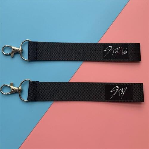 KPOP Stray Kids Stay Fang Can Lee Know keychain Mobile Phone Strap Name Strip Phone Bag Package Pendant Go Give key chain ring
