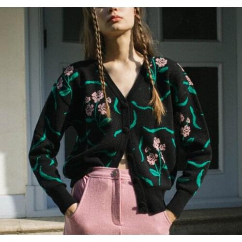 Woman Vintage Floral Knitted Cardigan Single Breasted V-Neck Sweaters One Size Female Autumn Temperament Out Wear