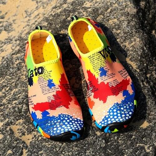 Unisex Colorful Map Printing Upstream Shoes Men Women Quick Dry Aqua Shoes Rainbow Soft Shoes Socks for Swimming zapatillas agua
