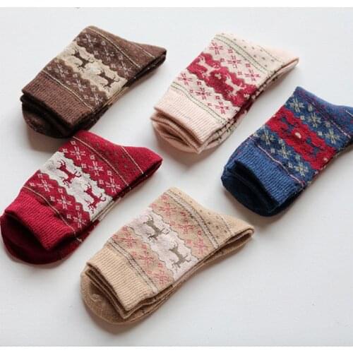Cute Deer Pattern Socks for Women Christmas Style Crew Socks Spring Autumn Winter Female Casual Short Socks