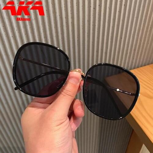 AKAgafas Oval Sunglasses Women 2021 Oversized Eyeglasses for Women/Men Metal Retro Luxury Glasses Women Round Gafas De Sol Mujer