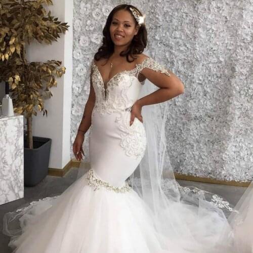 Vintage White Mermaid Wedding Dresses Beaded Sequined Tulle Skirt Off the Shoulder Bridal Gown With Bridal Veil