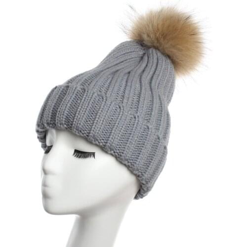 HW Boutique Winter Beanie pompon Hat Girl 's hat knitted beanies cap brand new thick female cap Winter outdoor cold proof hats