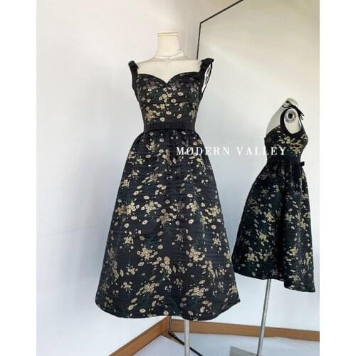 2021 Summer New French Retro Style Printed Dress Elegant Princess Dress Bowknot Backless Spaghetti Strap Evening Gown for Women