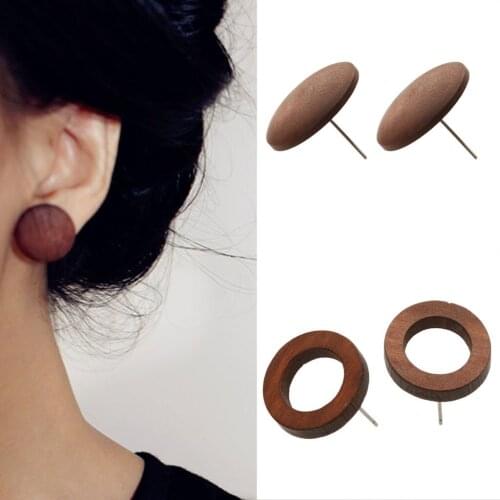 New Hot High Quality Round Coffee Wood Stud Earrings Set Women Simple Promotions Statement Earrings