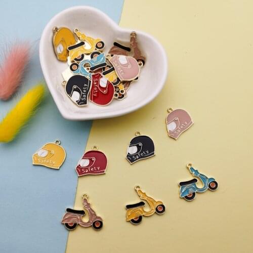 10pcs/bag Motorcycle Helmet Enamel Charms Gold Tone Metal Safety Helmet Pendants Fit Earring DIY Fashion Jewelry Accessories