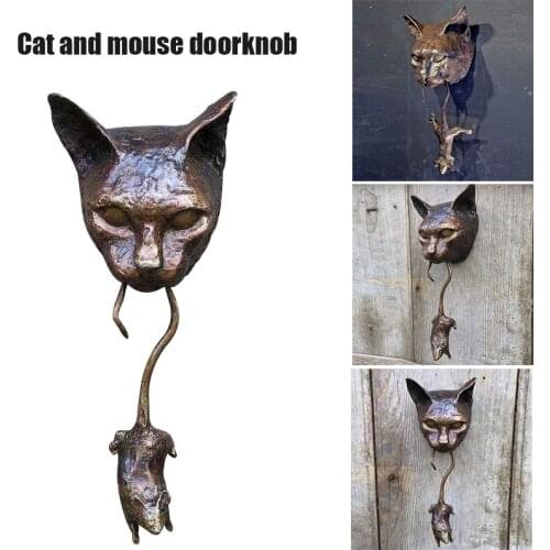 Cat and Mouse Doorknob Decorative Wall Hanging Resin Ornament Animal Door Knocker Statue for Home Medieval Style JS22