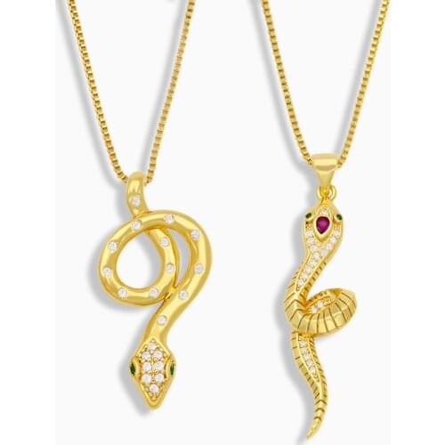 FLOLA Gold Plated Snake Animal Clavicle Necklace For Women Rhinestone Pendant Necklace Cubic Zirconia Wholesale Jewelry nkev22