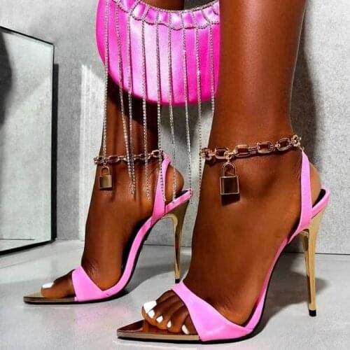 2021 Fashion Ankle Metal Chain Design Buckle Ladies Sexy Comfortable High Heels Pointed Toe Stiletto Sexy Wedding Party Shoes