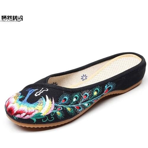 2020 Women Mules Slippers Peacock Embroidered Round Toe Summer Shoes Ladies Casual Comfort Embroidery Shoes Zapatos Mujer