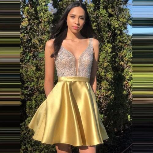 2020 Homecoming Dresses Short For Girls Yellow Sequins Top With Pockets Deep V-Neck A-line Prom Party Skirts платье короткое