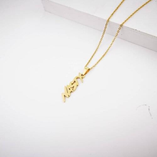 Simple personality creative fashion trend English letters clavicle chain temperament female pendant necklace