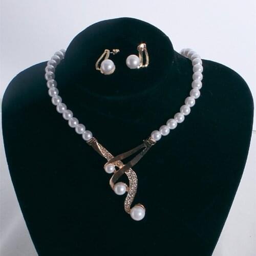 2021 Classic Simulated Pearl Necklace Earrings Gold Color Jewelry Sets For Women Bridal Wedding Party Gift Crystal Bijoux