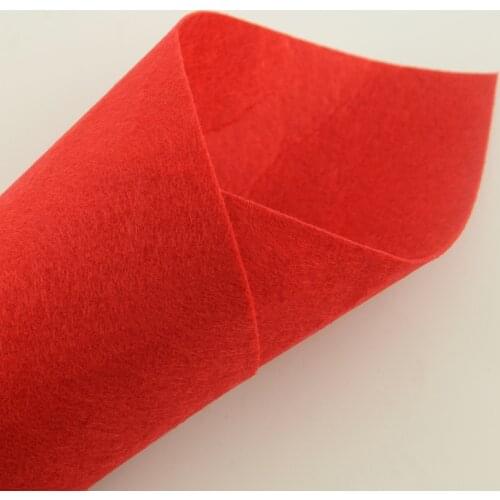 1MM Thick Nonwoven Polyester Felt Fabric Colored Red Sewing Cloth for Toyes Embroidery Hats Bag Shoes Gift Tissu Diy Material CM