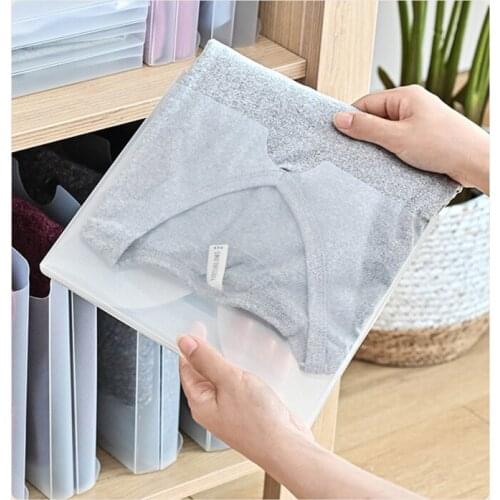 5pcs Foldable Clothes T-Edge Shirts Satchel Child / Adult Closet Organizer Clothing Folders Edge Organizer Laundry Storage