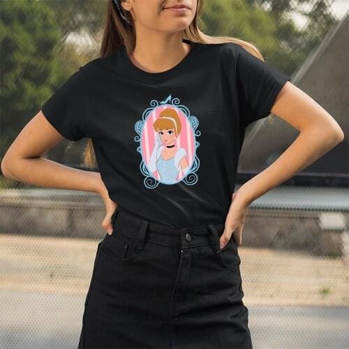 Cinderella Princess In the Mirror Printing T Shirt Women Summer Kawaii Leisure Top Tee Casual Female Black Oversized T-shirt