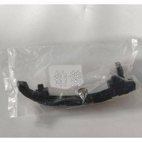 Car Front bumper bracket L 2017-Hon daU RV Front bumper bracket Gantry frame Front bumper fixing base Front bumper left spacer