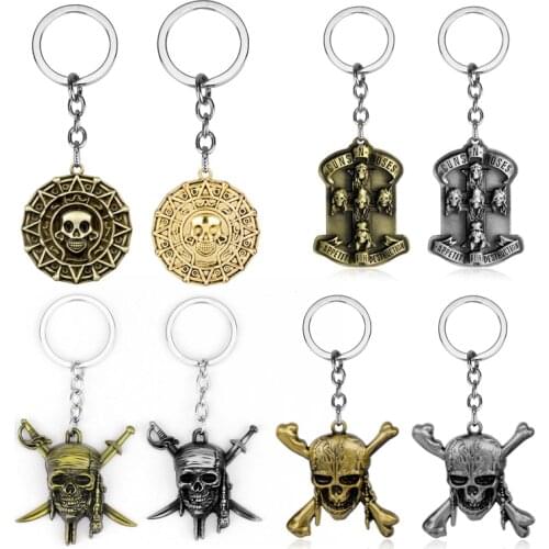 Movie Trinket Keychain Pirates of the Caribbean Skull Skeleton Pendant Key Ring Vintage Metal keyholder Women Men Jewelry