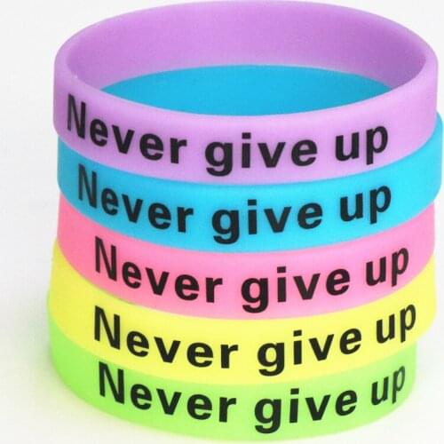 1PC Glow In Dark Silicone Rubber Elasticity Sport Wristband Never Give Up Print Unisex Cuff Bracelets&Bangles Candy Color SH095