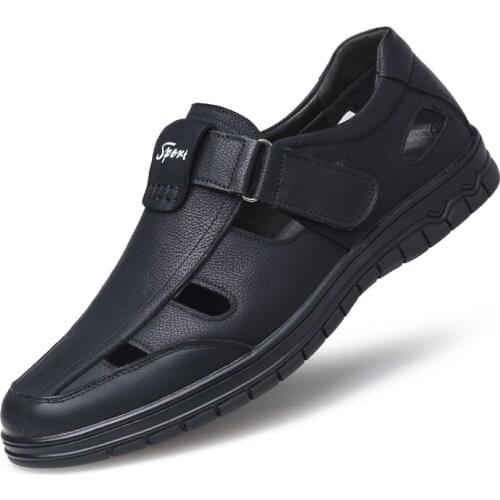 2020 Summer New Mens Hollow Leather Shoes Fashion Outdoor Footwear Sneakers Retro Flat Male Shoes Board Shoes Lazy Footwear