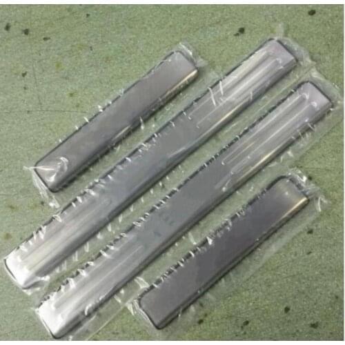 Car Styling stainless steel Scuff Plate/Door Sill Protector Sticker For Skoda Rapid 2013 -2018 car-styling