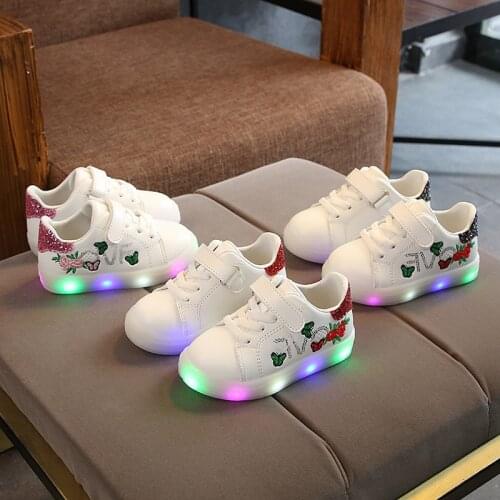 Cuteeword Sneakers For Girls