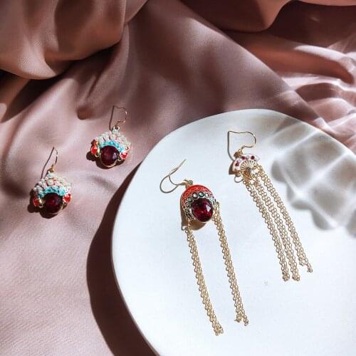 Earrings for Women Retro Chinese Style Beijing Opera Face Makeup Red Crystal Earrings Light Luxury Long Tassel Jewelry Wholesale