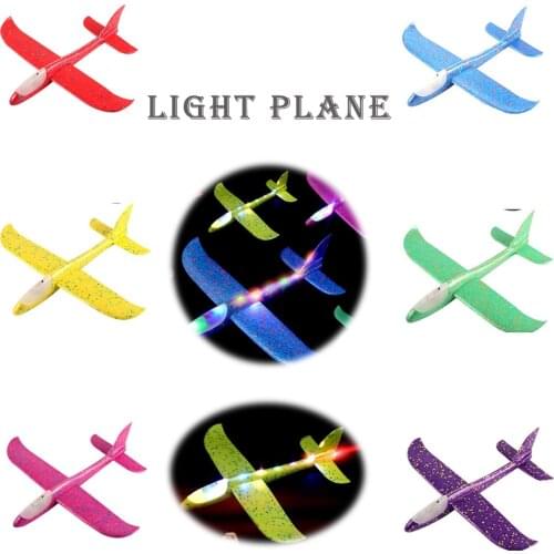 2020 New Design Kids Hand Throw Airplane EPP Foam Childrens Educational Toys Flash Light Plane