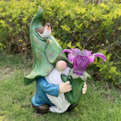 Garden Gnome Statue Resin Figurine Elf with Solar LED Light Outdoor Decorations R3MA
