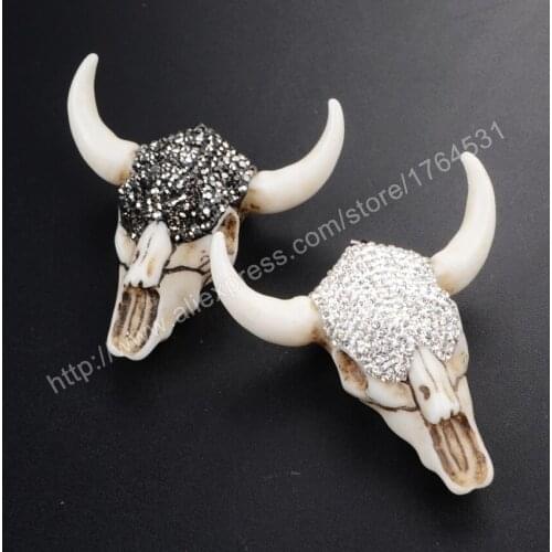 BOROSA 10pcs Druzy JewelryLonghorn resin horn cattle pendants bull cattle pendants Paved Black/White Zircon JAB339