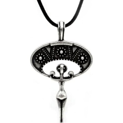 10pcs Alien Pendant Antique Silver Totem Amulet Necklace Slavic Lunula Viking Pendant XL-136-10