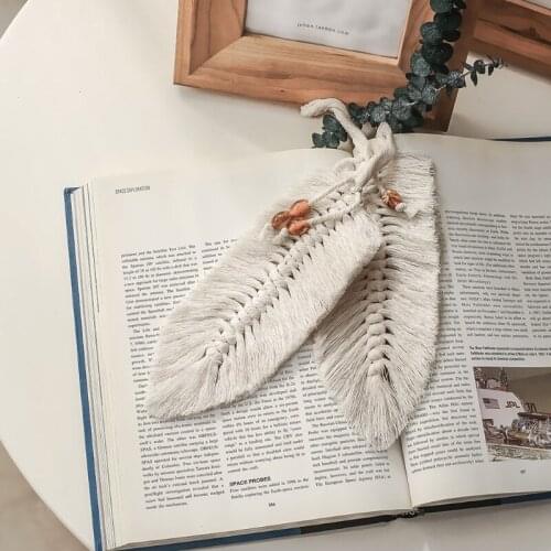 Nordic Style Hand-woven Leaves Shape Macrame Tapestry Art Woven Cotton Rope Pendant Wall Hanging Living Room Decoration