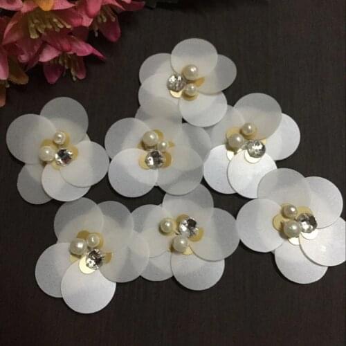 20pcs/lot Sequin Flower Patches 35mm PVC Decoration Sewing DIY Wedding Embelishment Craft Flat Back White
